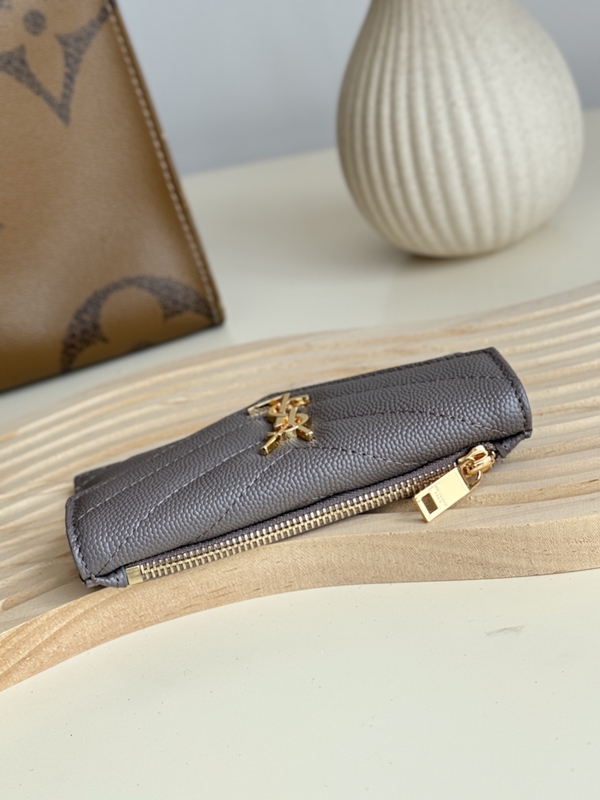 イヴサンローラン財布側面デザイン